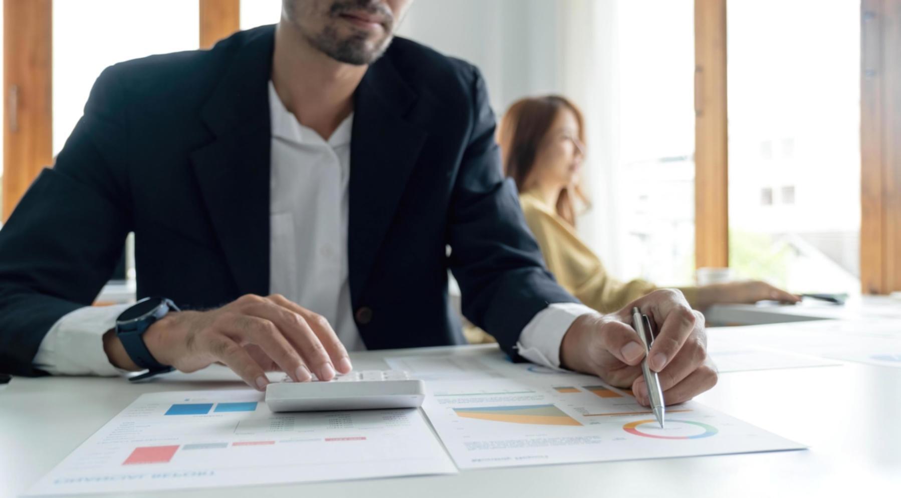 Praktische Finanzplanung und Entscheidungsfindung in der Gruppe